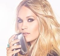 Carrie Underwood Singing